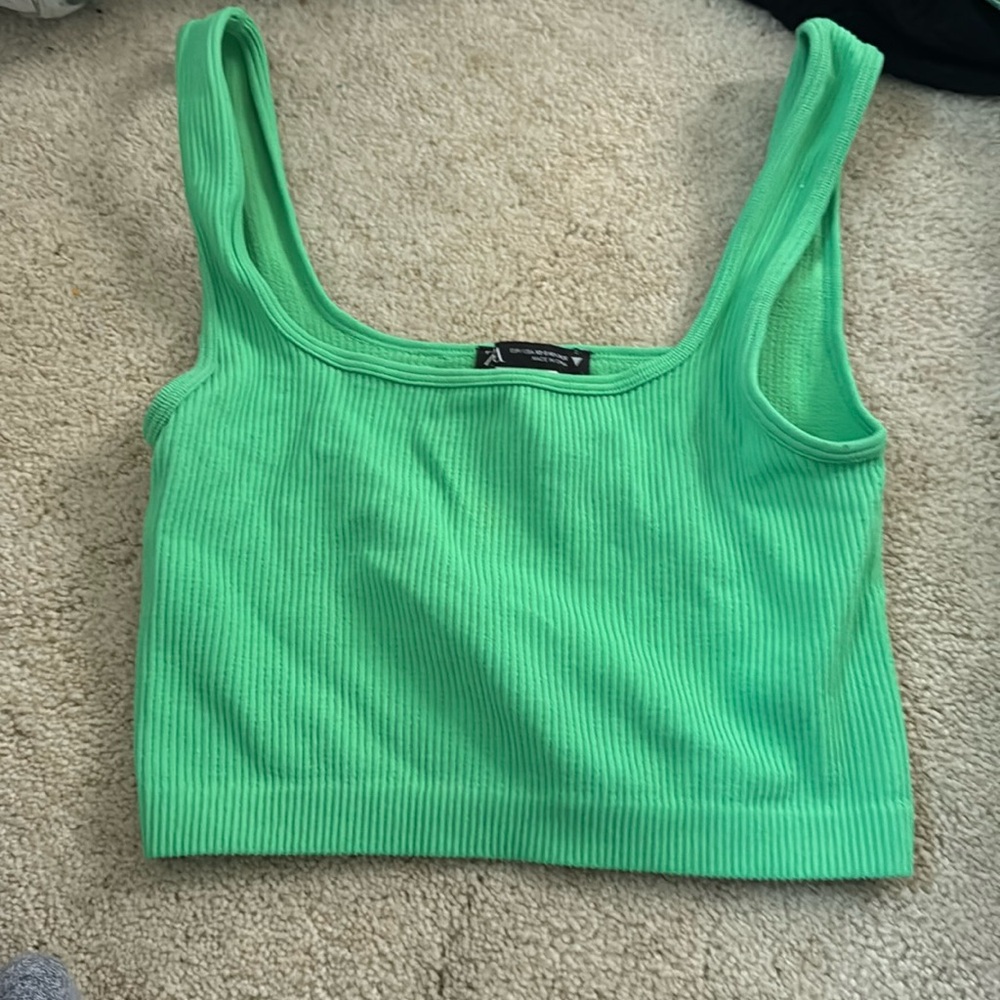 plain green cropped tank